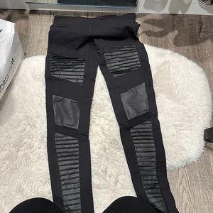 Alo yoga Moto leggings blk small